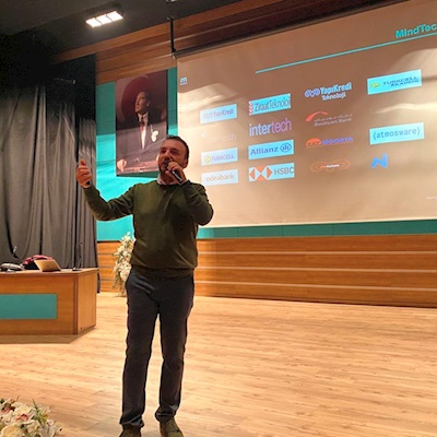 Girişimcilik Dersi'nin bu haftaki konuğu MindTech Teknoloji A.Ş Kurucu ve İş Geliştirme Yönetici Ortağı Orhan Kincak oldu!