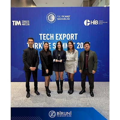 Biruni Teknopark, Tech Export Türkiye Summit 2025’te En Çok Yurtdışı Faaliyet Yapan Teknopark Ödülü’nü aldı!